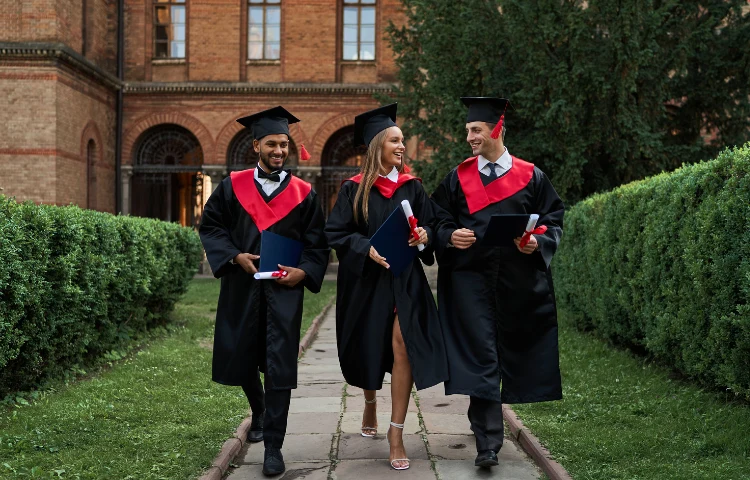 شرایط سنی ویزای تحصیلی ایتالیا